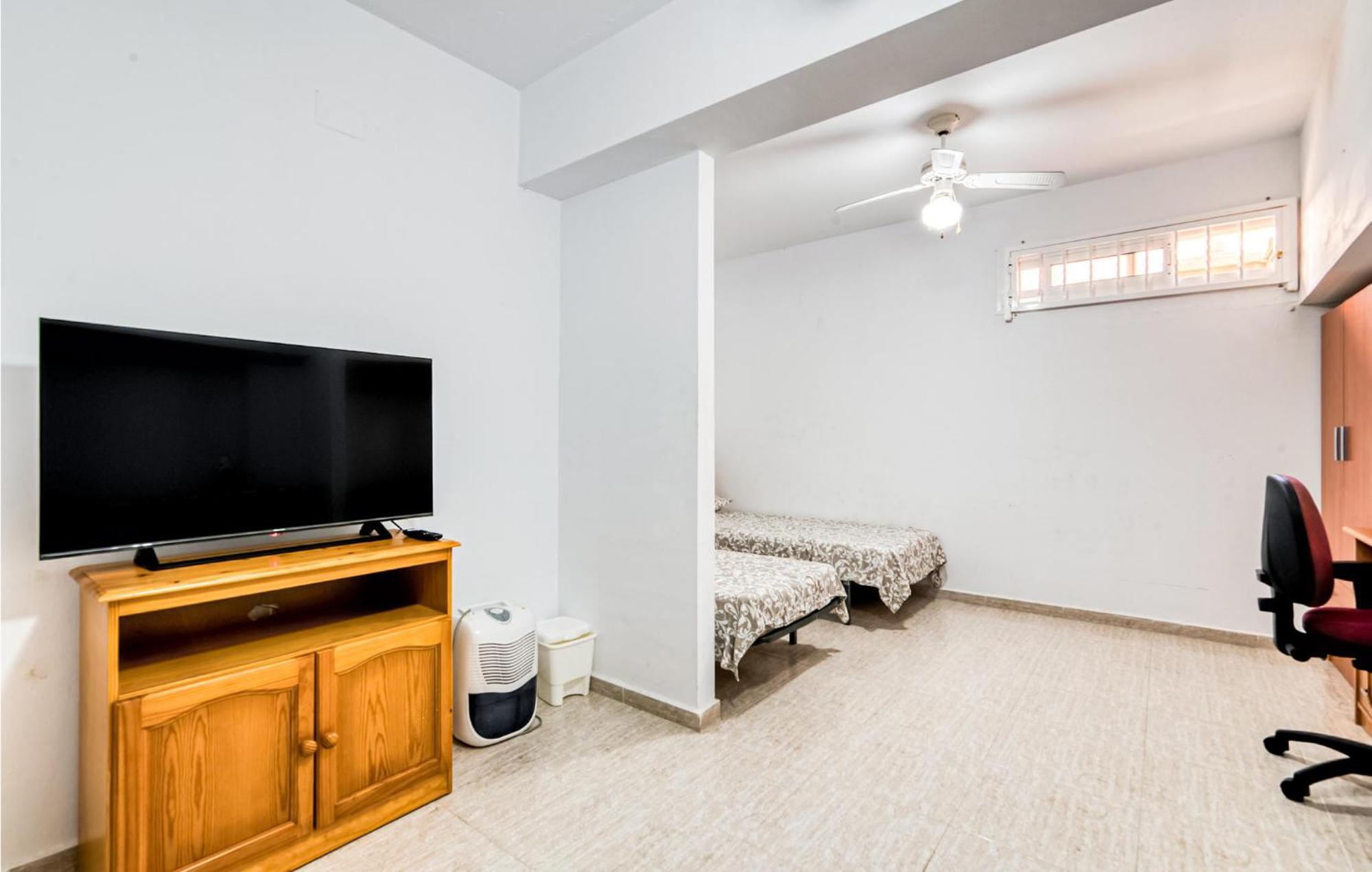 Gorgeous Home In Santa Pola With Wifi Esterno foto